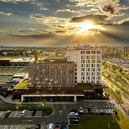 Qosmo Brasov Hotel المظهر الخارجي الصورة