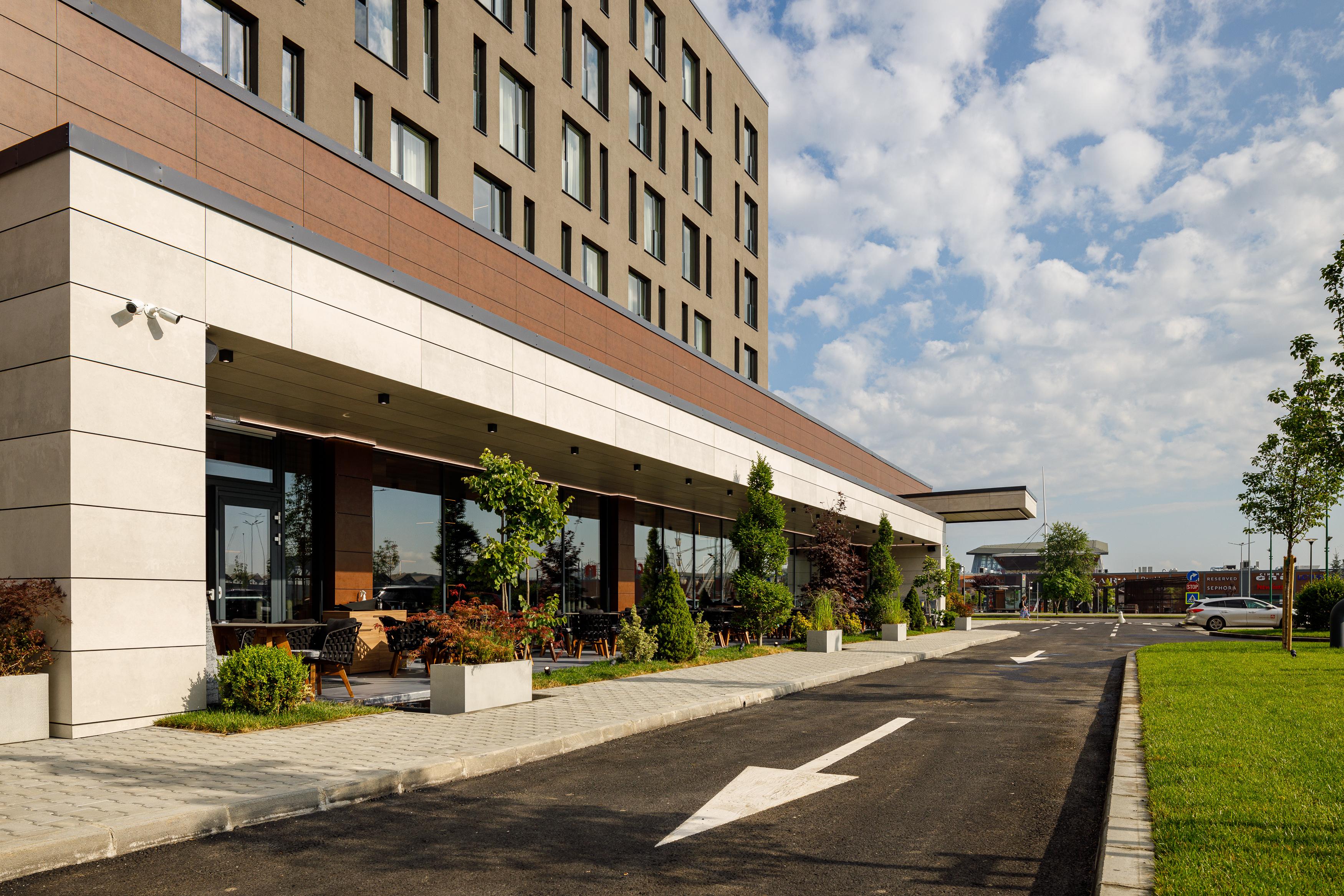 Qosmo Brasov Hotel المظهر الخارجي الصورة