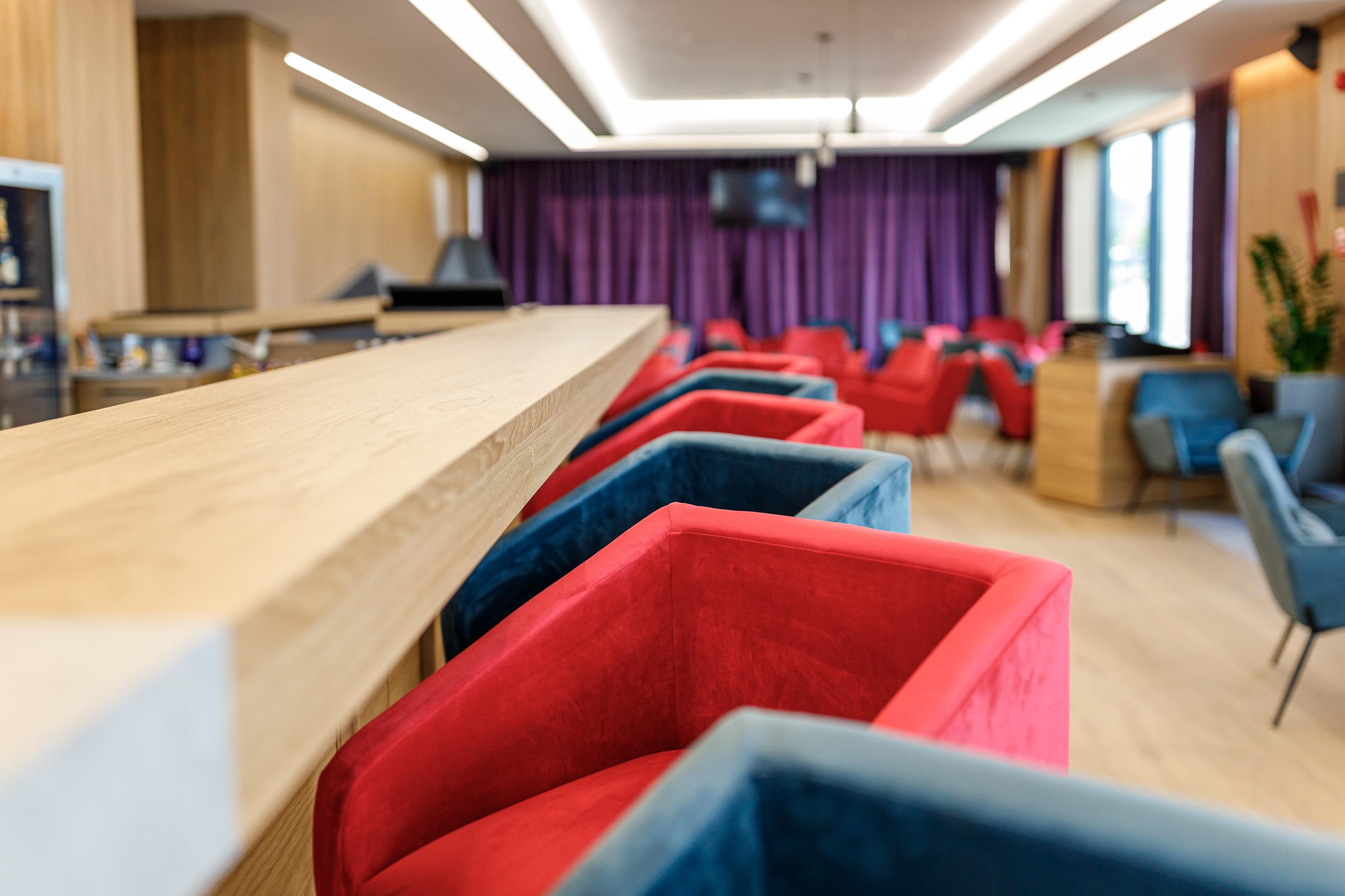 Qosmo Brasov Hotel المظهر الخارجي الصورة