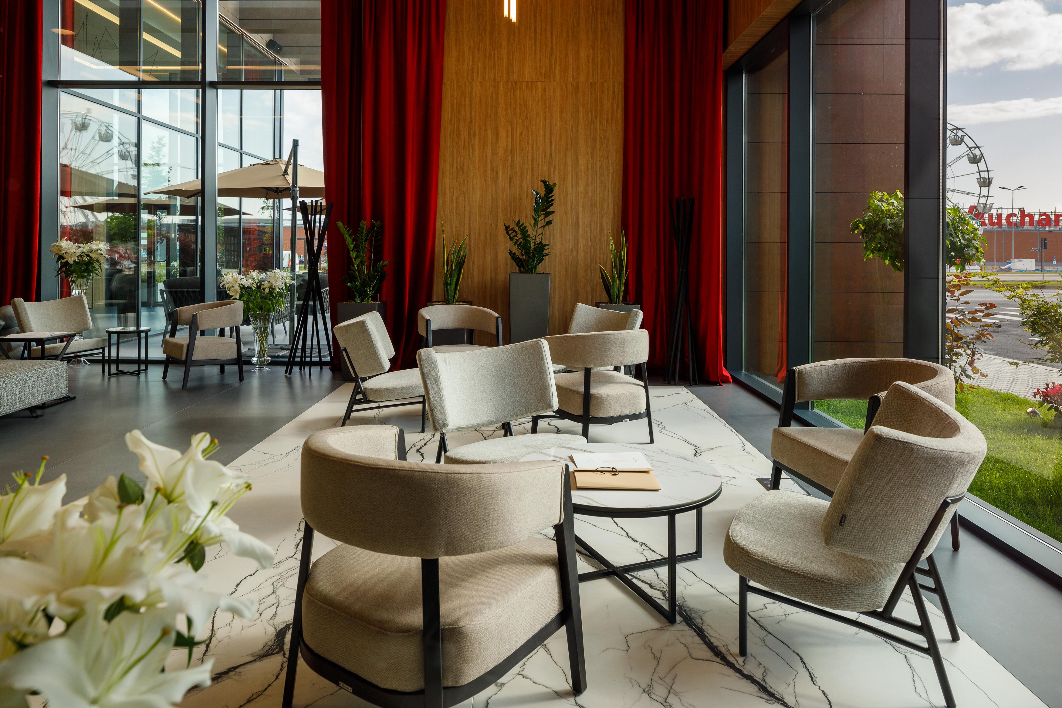 Qosmo Brasov Hotel المظهر الخارجي الصورة